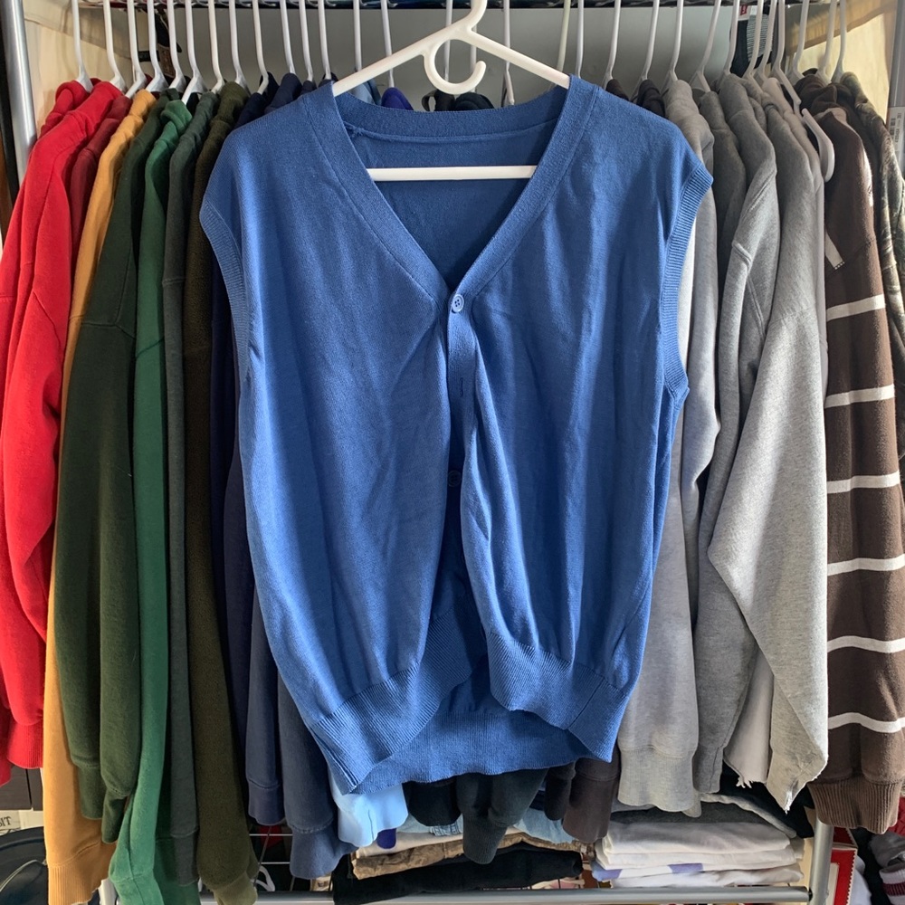 Blue sleeveless cardigan